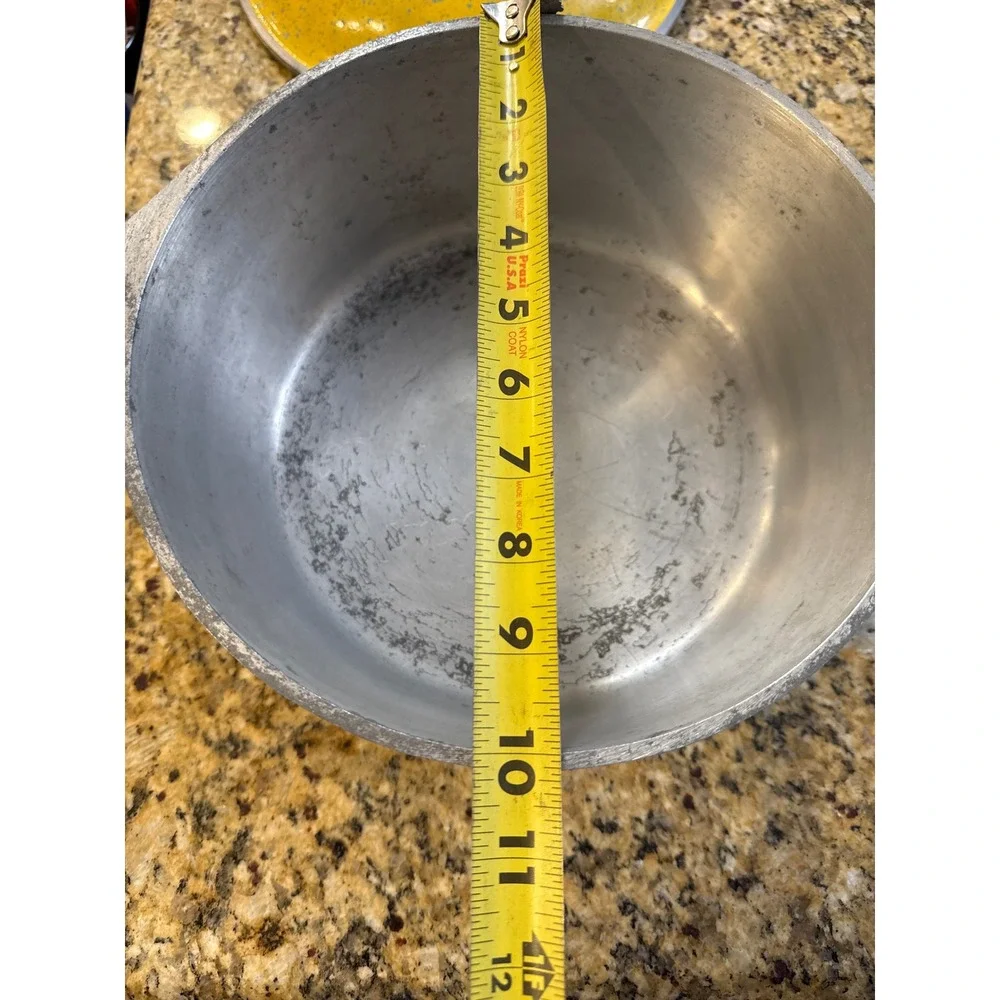 Vintage Club Aluminum Dutch Oven Harvest Yellow Speckled 10 inch Pot with Lid